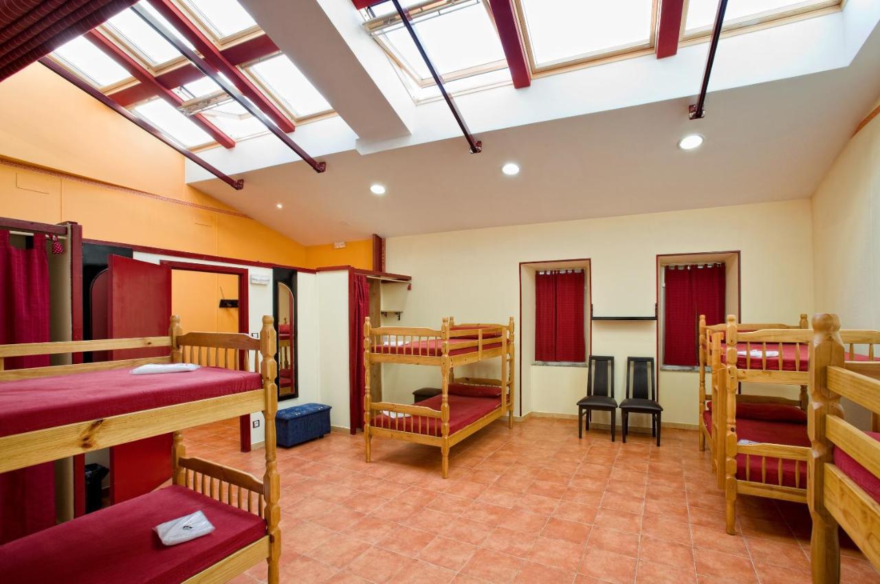 Albergue Via Lactea Arzúa Eksteriør bilde